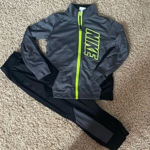 Nike Size 6 Tracksuit